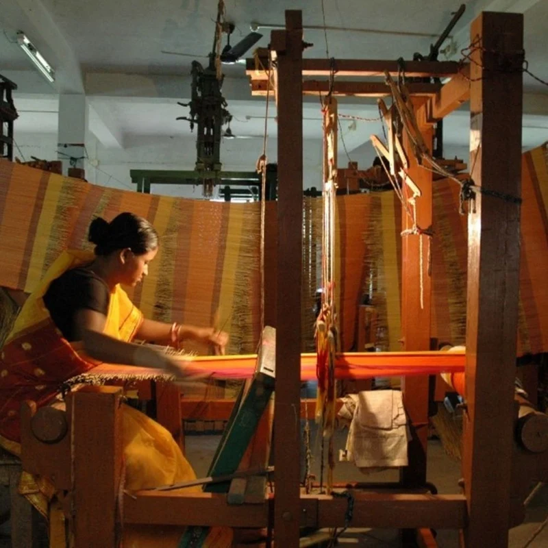 Fular de lana naranja y burdeos. India