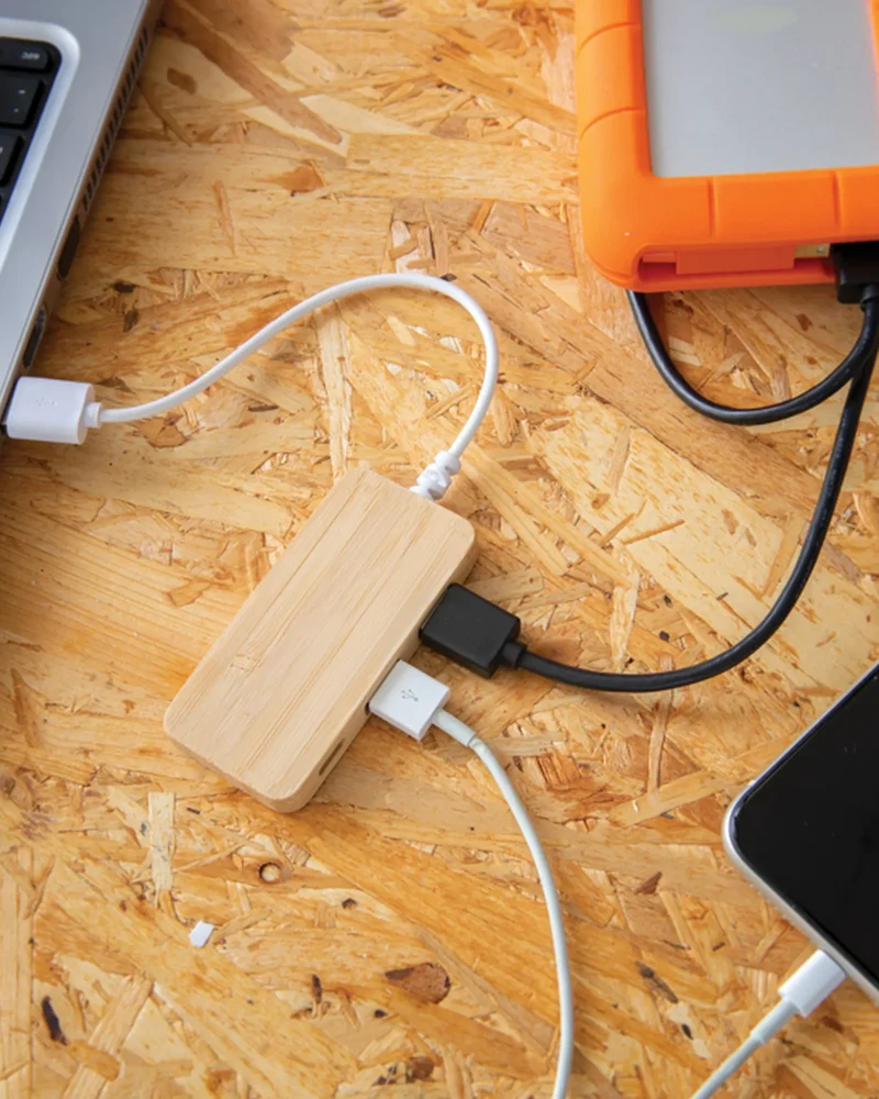 Hub USB bambú con puerto tipo C para personalizar