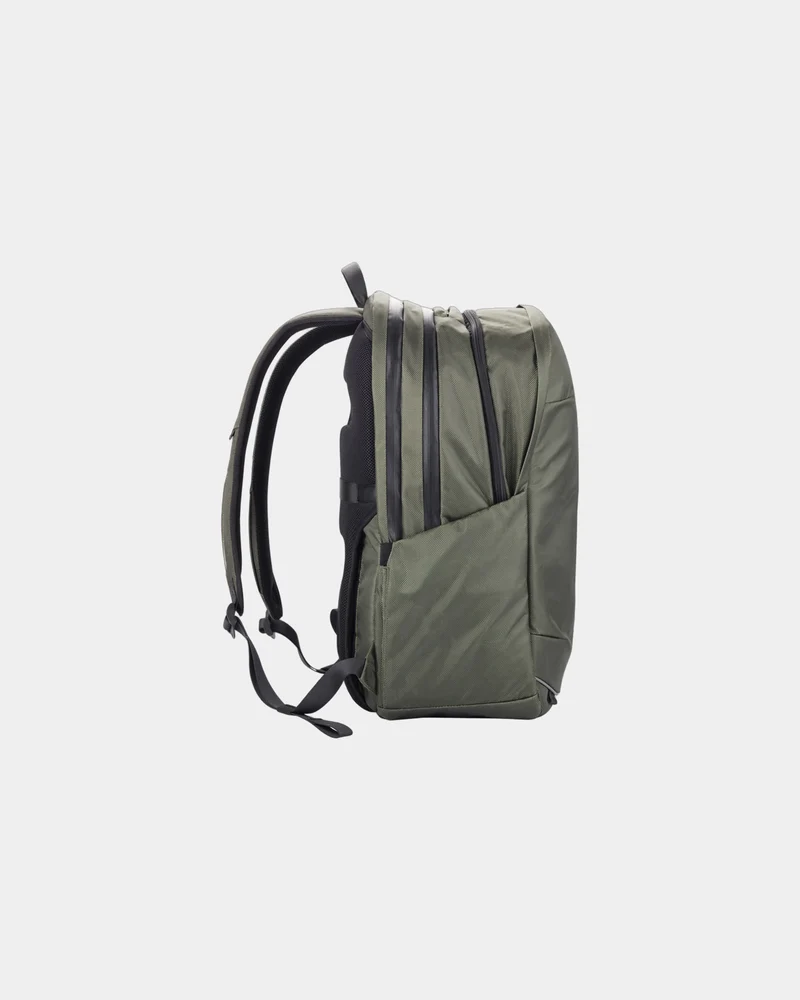 Mochila reciclada RPET Bobby Explore 30L para personalizar