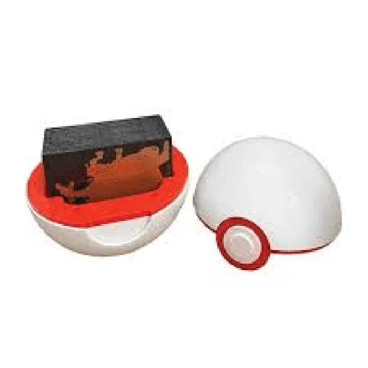 Premium Collector Dragonite VAstro Pokémon GO