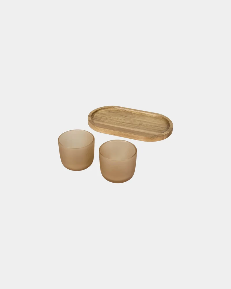 Bandeja de madera con tazas de vidrio para personalizar