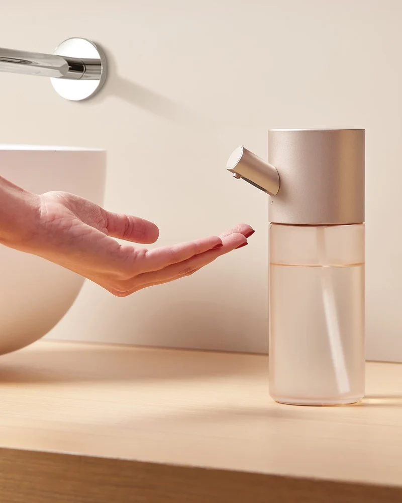 Dispensador de jabón Lexon Horizon para personalizar