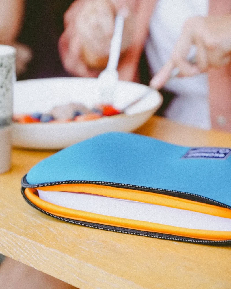 Funda portátil reciclada Ekomodo Apar 13" para personalizar