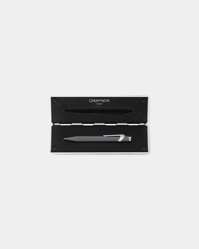 Bolígrafo roller 849 Caran d'Ache personalizable
