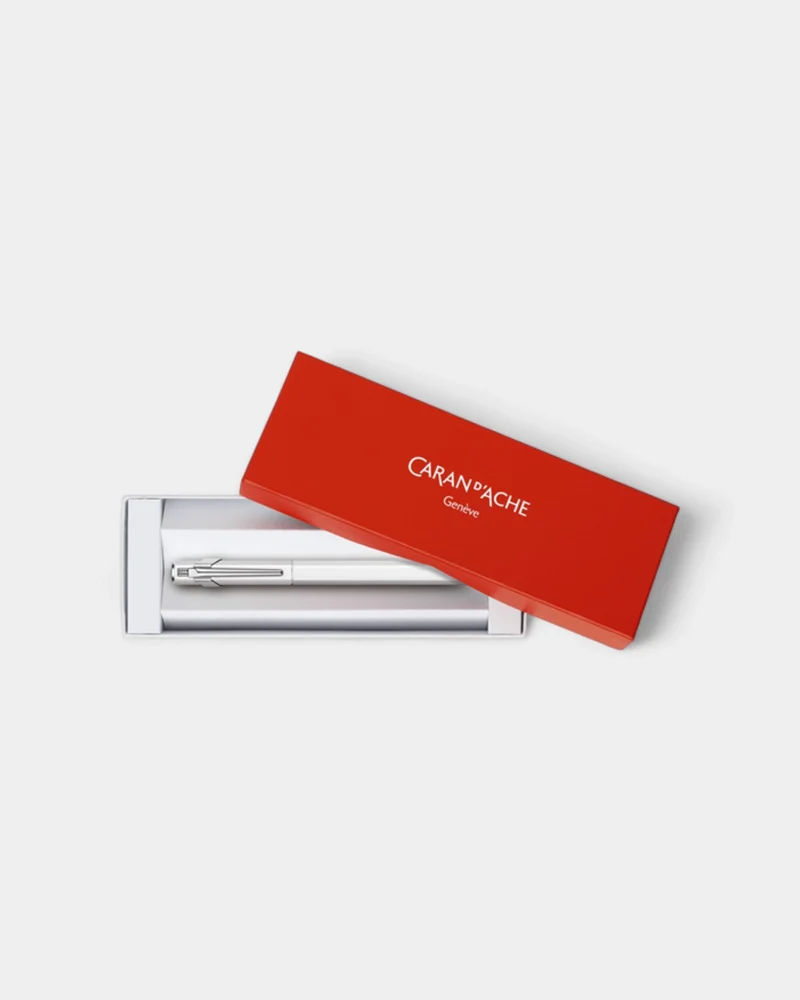 Bolígrafo Caran d'Ache Plume personalizable