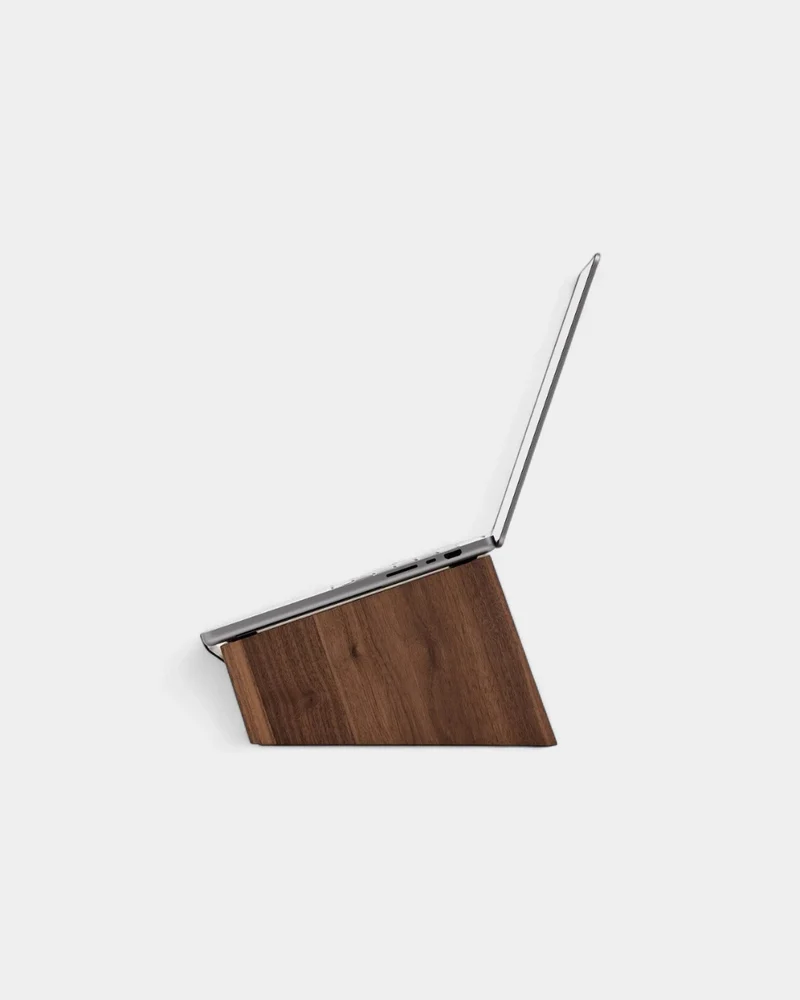Soporte de ordenador de madera personalizable