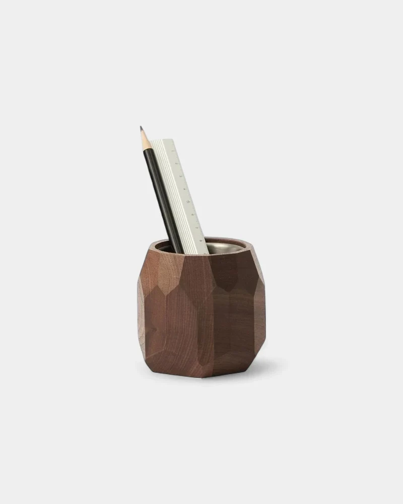 Portalápices geométrico de madera de nogal personalizable