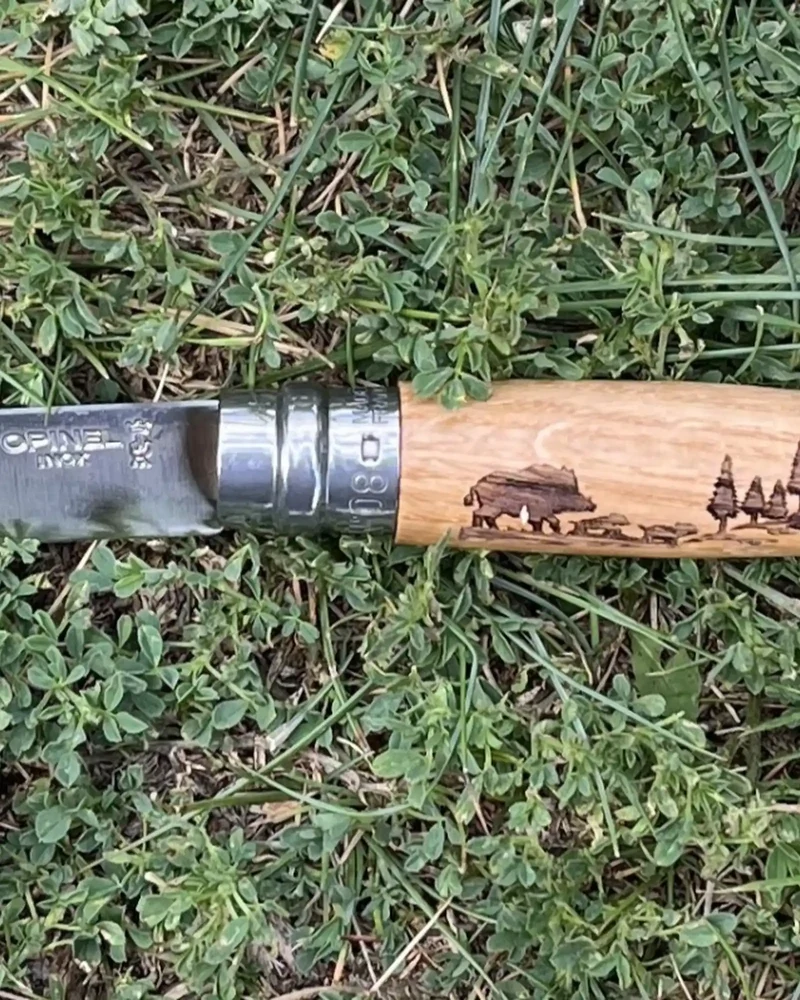 Cuchillo Opinel N°08 Animalia Jabalí para personalizar