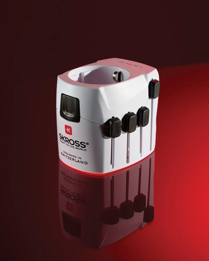 Adaptador de viaje universal Skross Pro para personalizar