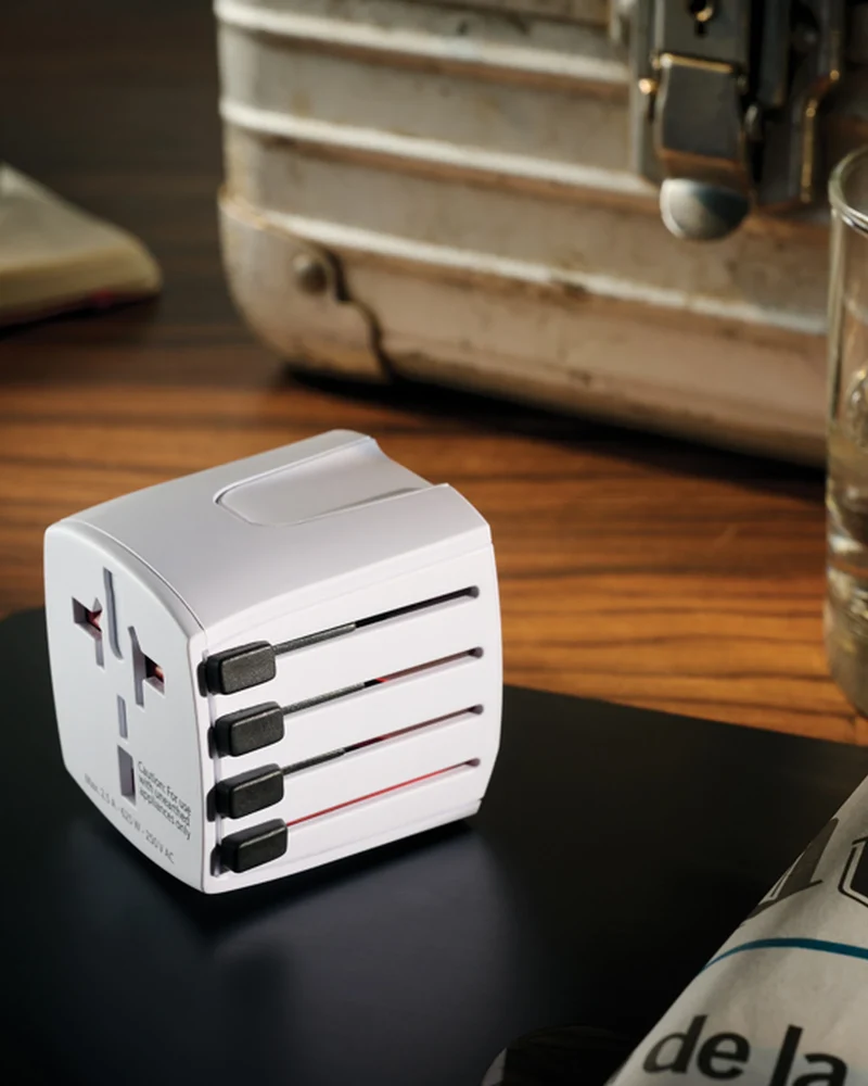 Adaptador de viaje Skross MUV Micro para personalizar