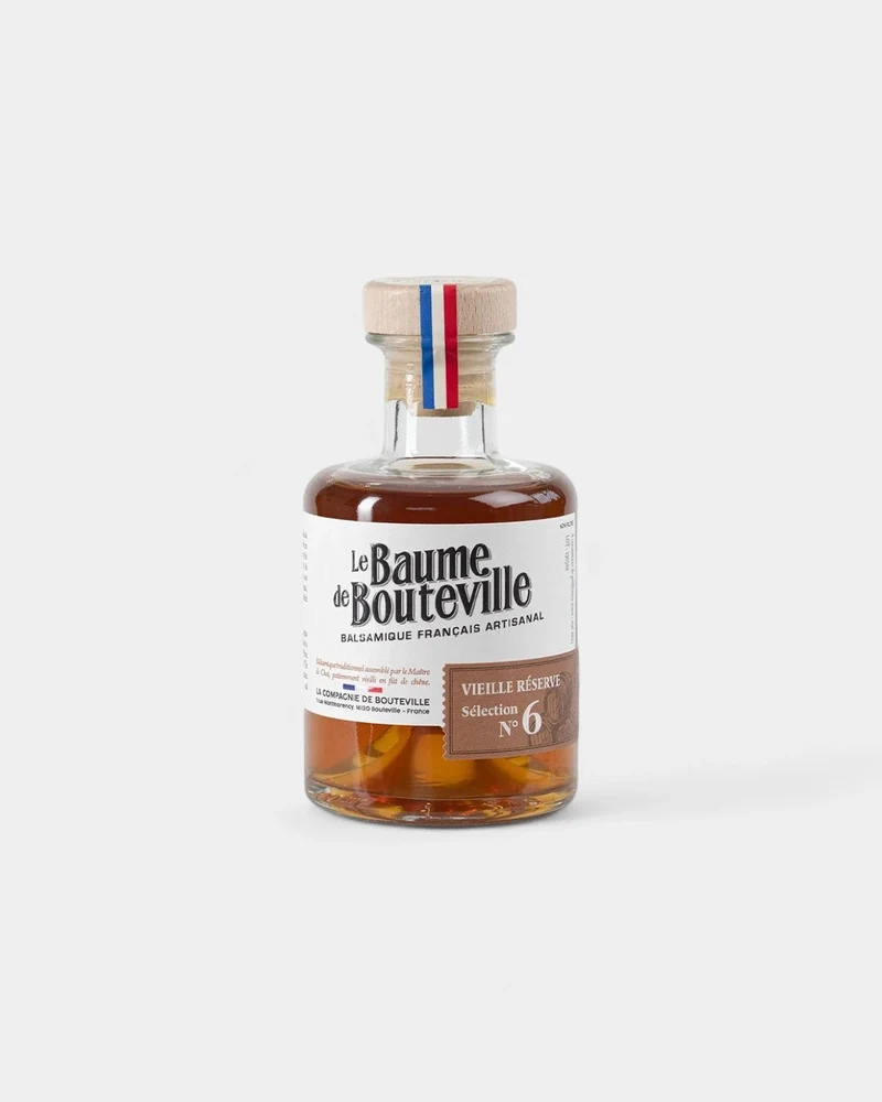 Botella de vinagre balsámico francés artesanal
