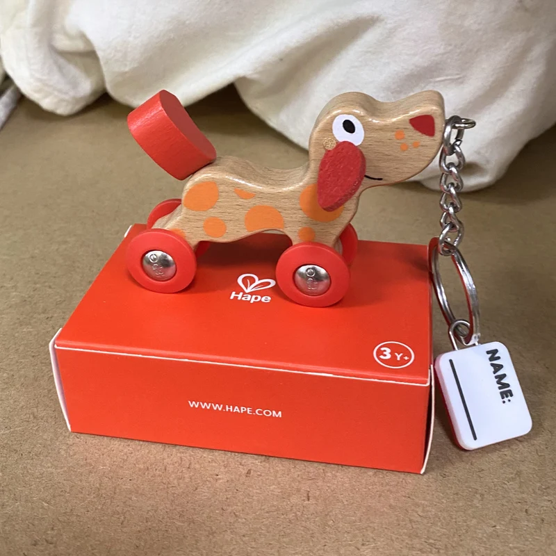 🎁 Llavero perro Hape [GRATIS]