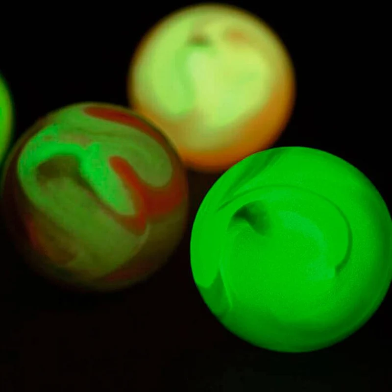 Pelota de goma galaxia brilla en la oscuridad (varios colores) - Moses