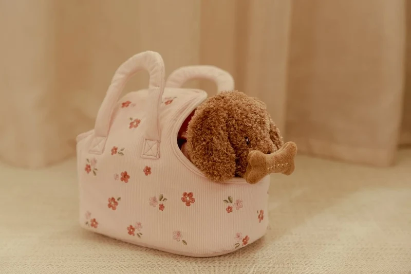Perrito Peluche Jackie con bolsa - Little Dutch