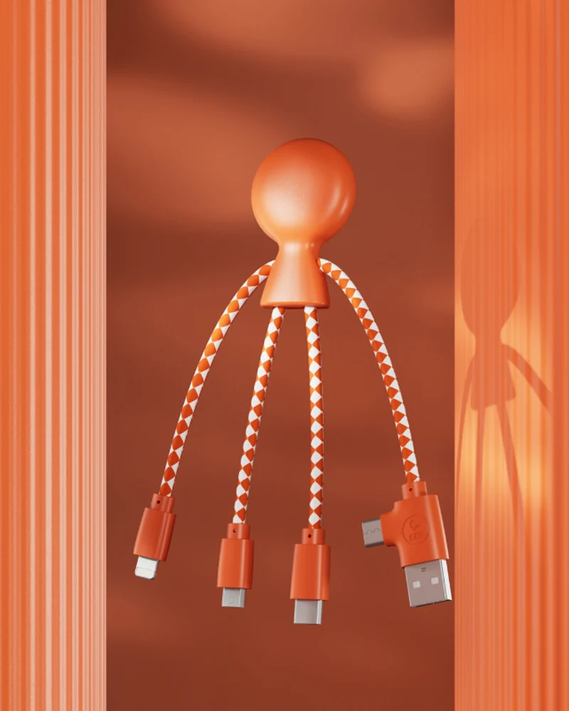 Cable de carga multiconector reciclado para personalizar