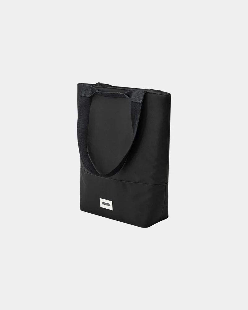 Bolsa térmica reciclada Black + Blum 16L para personalizar