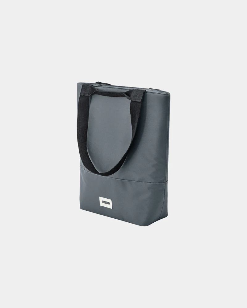 Bolsa térmica reciclada Black + Blum 16L para personalizar