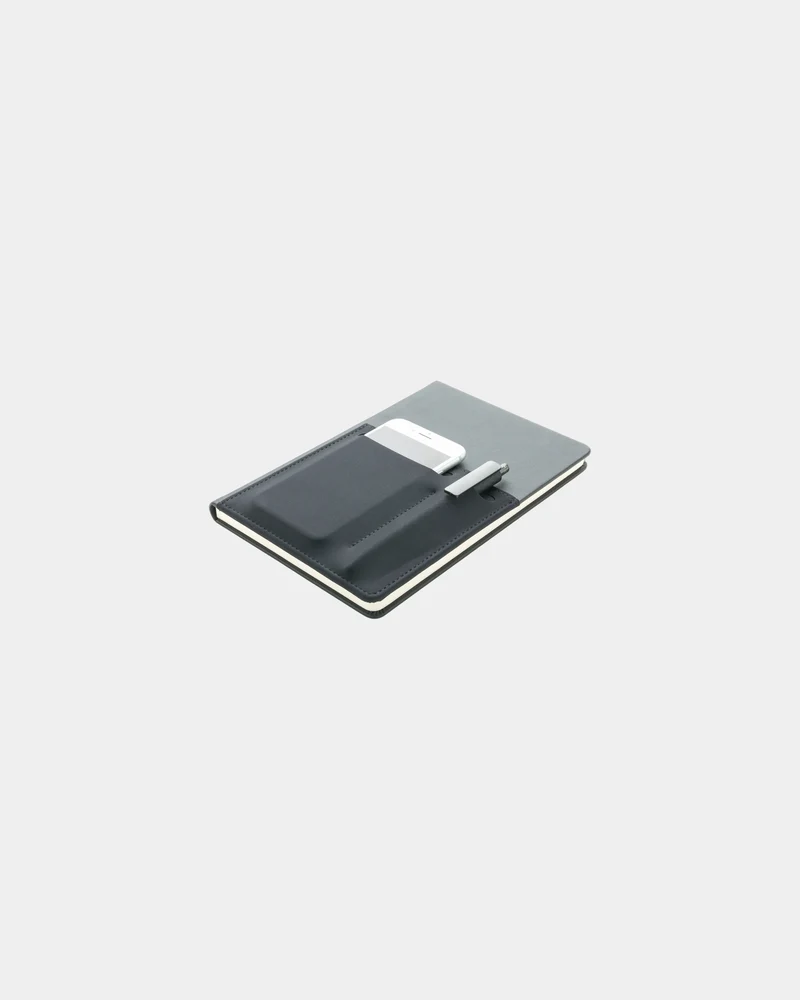 Libreta A5 con bolsillos FSC para personalizar