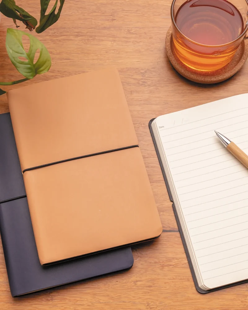 Libreta A5 tapa blanda cierre elástico para personalizar