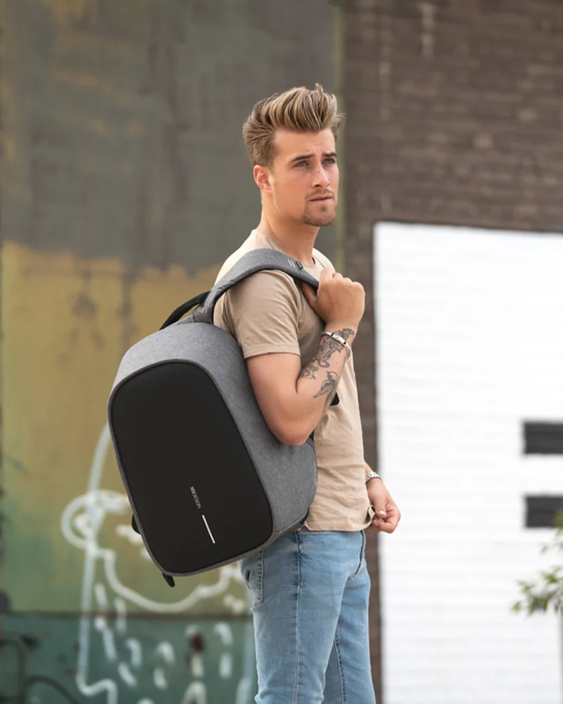 Mochila antirrobo rPET 16L Bobby Hero para personalizar