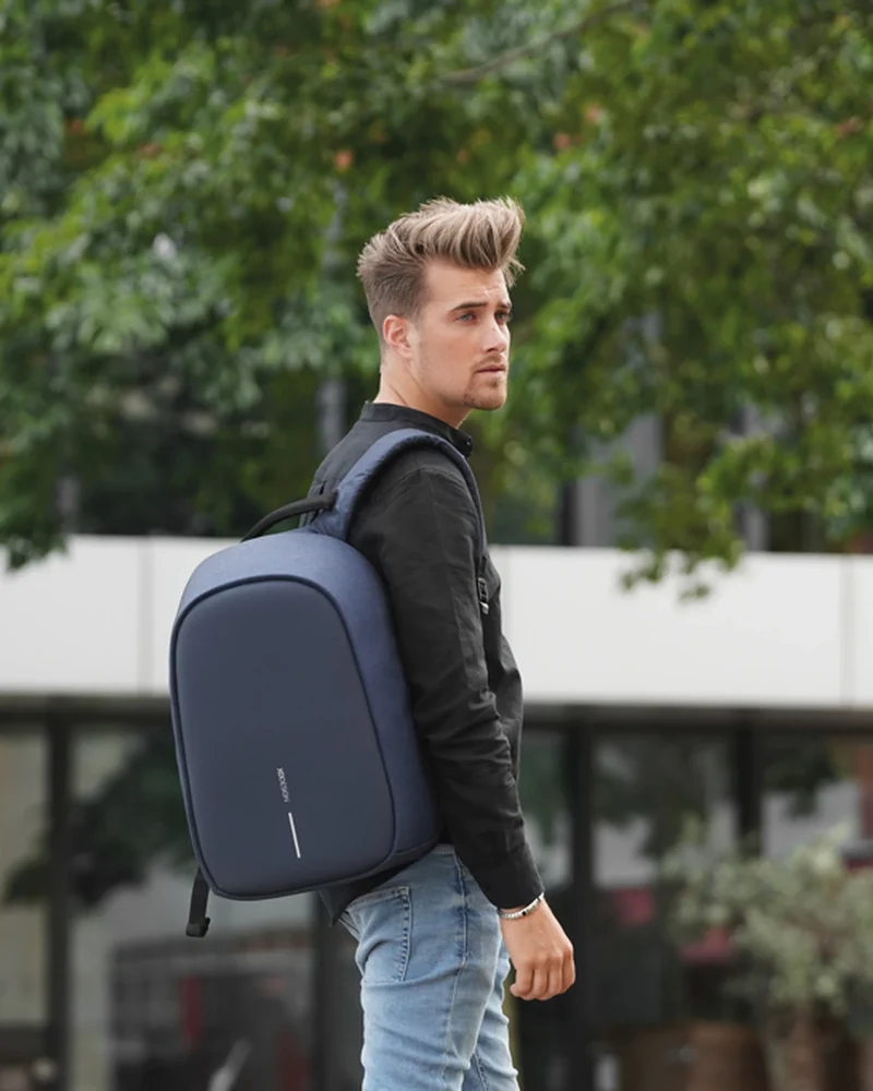 Mochila antirrobo rPET 16L Bobby Hero para personalizar