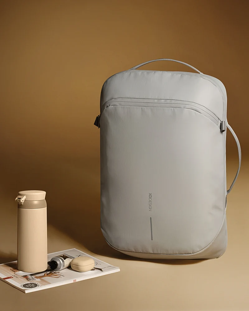 Mochila nylon reciclado Bobby Air 15L para personalizar