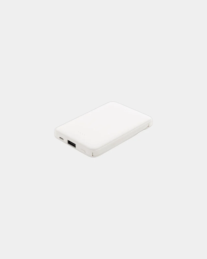 Power bank 5000 mAh con cables integrados para personalizar