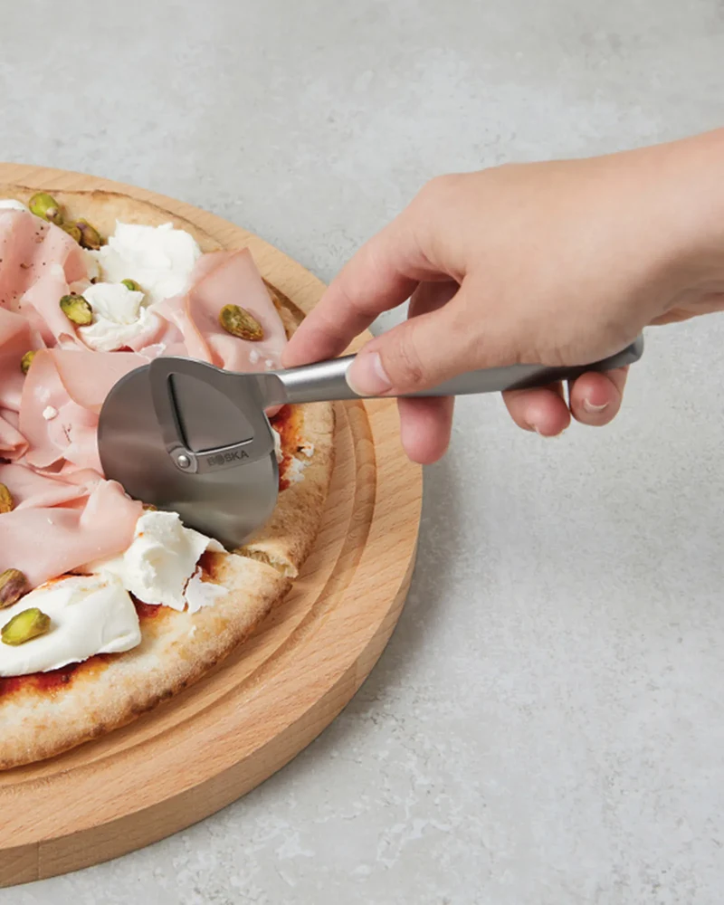 Cortapizzas acero Boska Copenhagen para personalizar