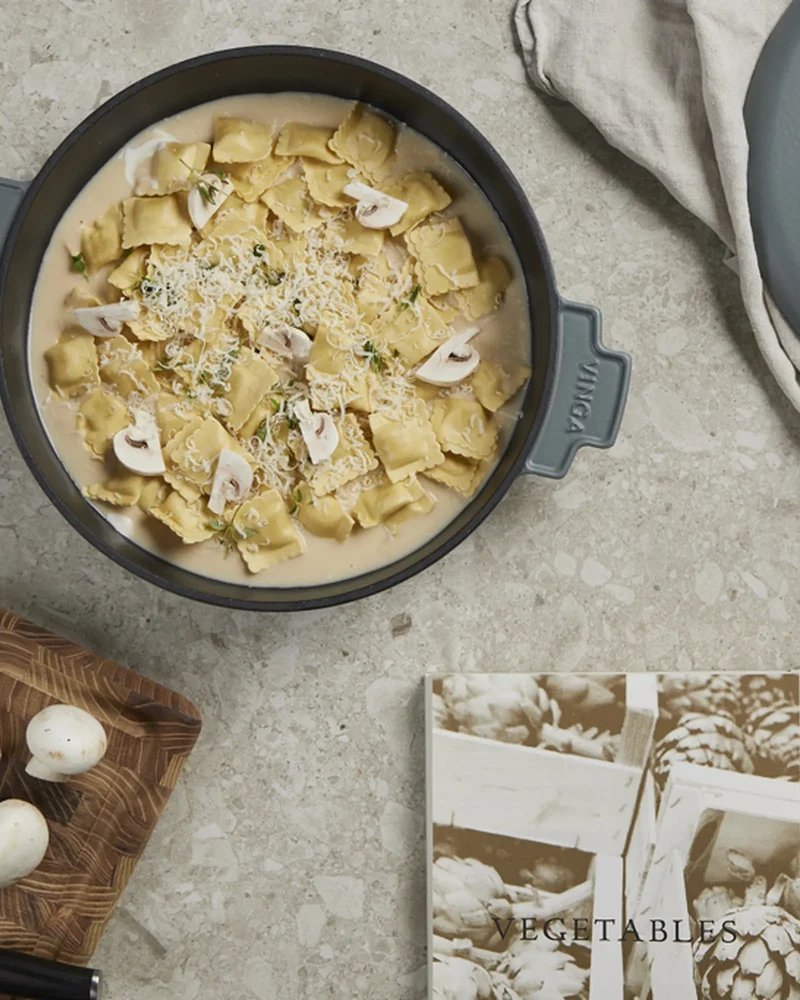 Cocotte de hierro fundido Vinga Monte 2,5L para personalizar