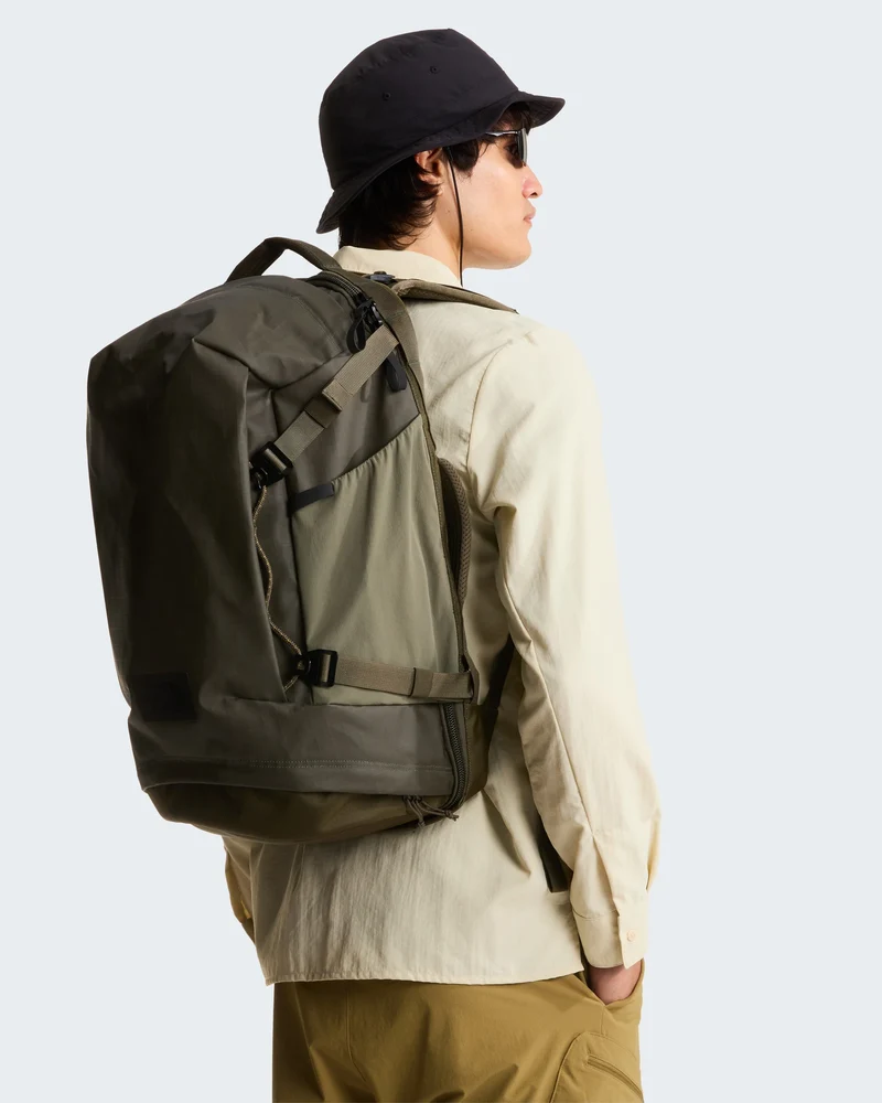Mochila Base Camp Voyager Pro 36L para personalizar