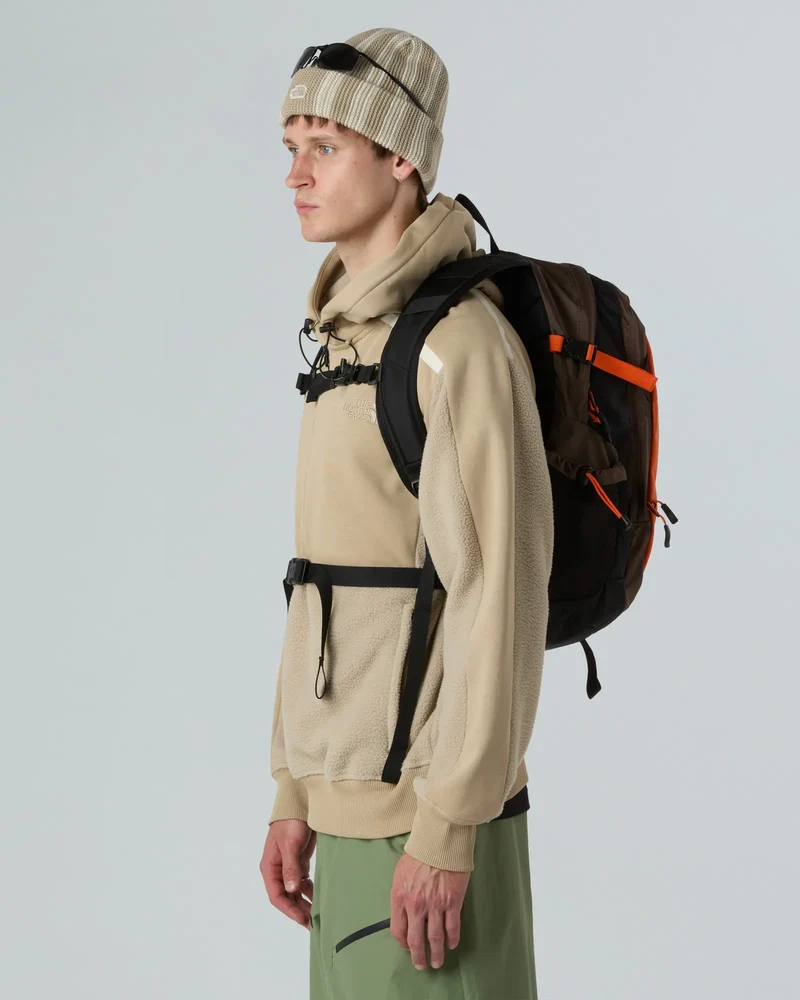 Mochila 30L The North Face Hot Shot para personalizar