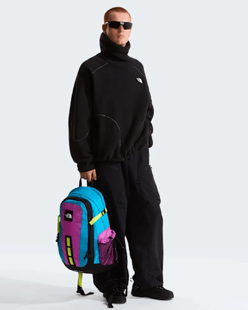 Mochila 30L The North Face Hot Shot para personalizar