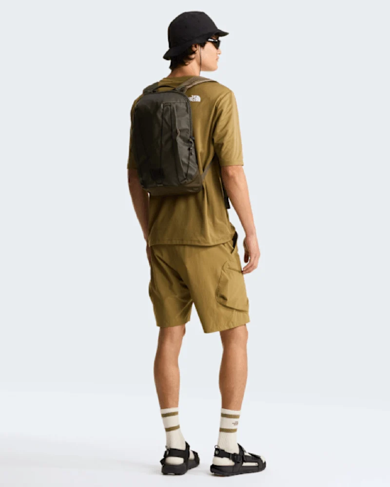 Mochila Base Camp Voyager Pro 15L para personalizar