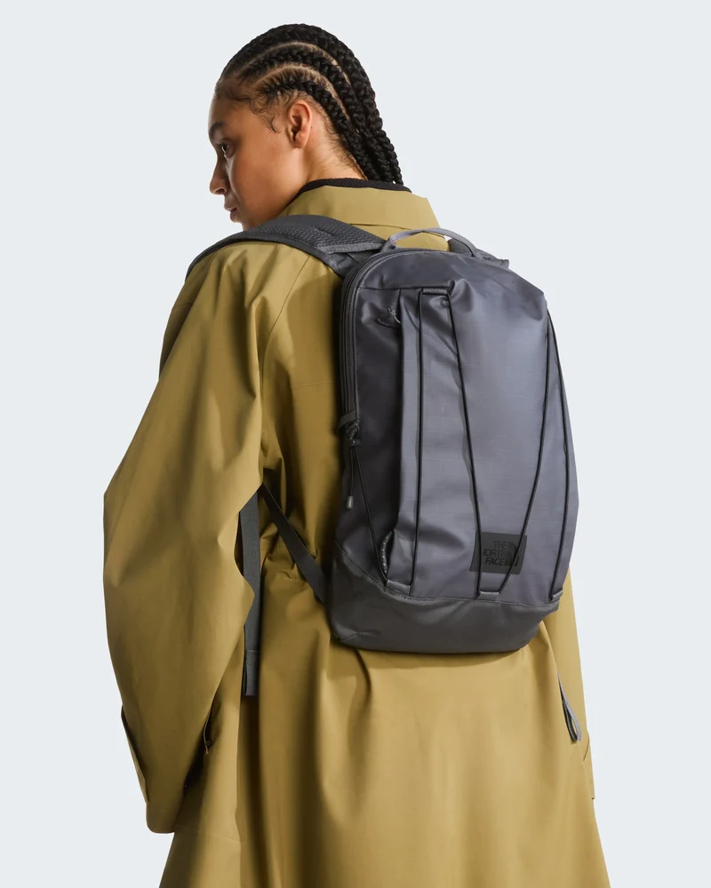Mochila Base Camp Voyager Pro 15L para personalizar