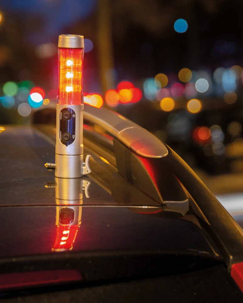 Linterna de emergencia ABS con base para personalizar