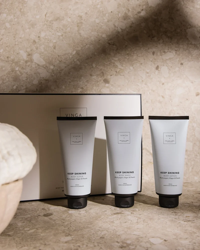 Set de baño Vinga con aceite de argán para personalizar