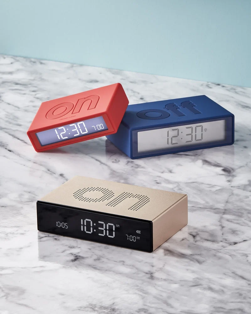 Reloj despertador Lexon Flip Premium para personalizar