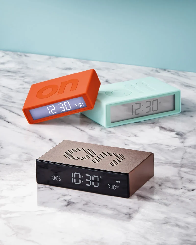 Reloj despertador Lexon Flip Premium para personalizar