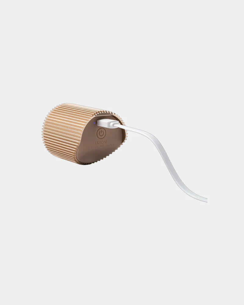 Lámpara Lexon Ray Light grabado láser para personalizar