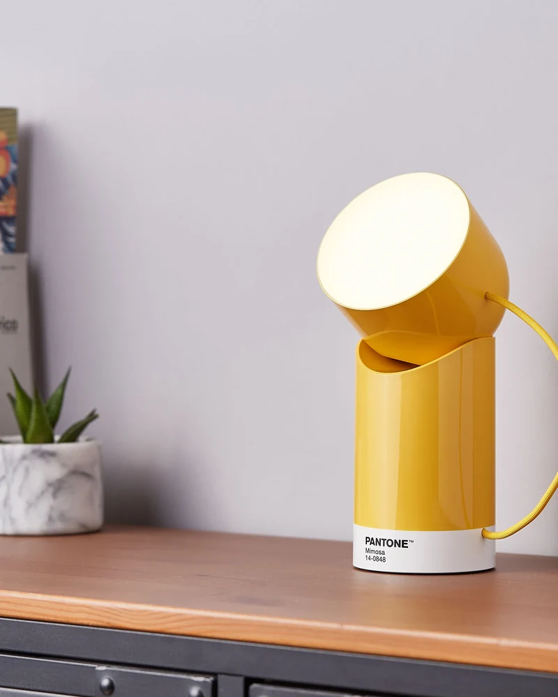 Lámpara LED Lexon Orbe Light Pantone para personalizar