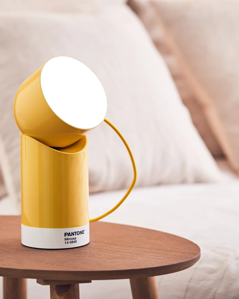 Lámpara LED Lexon Orbe Light Pantone para personalizar