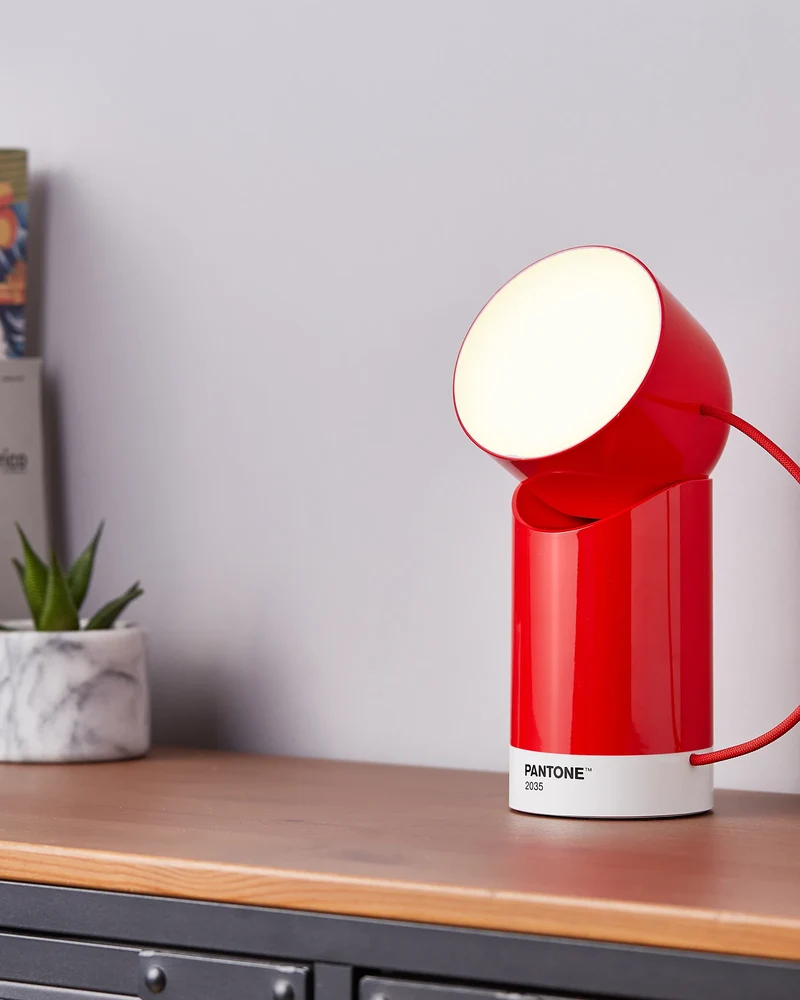 Lámpara LED Lexon Orbe Light Pantone para personalizar