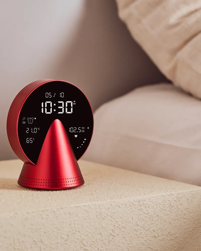 Radio-reloj Bluetooth Lexon Conic Clock para personalizar