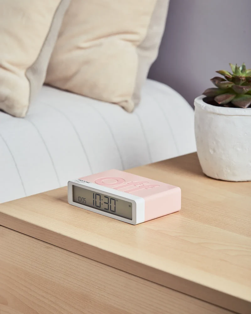 Reloj despertador Lexon Flip+ Pantone para personalizar