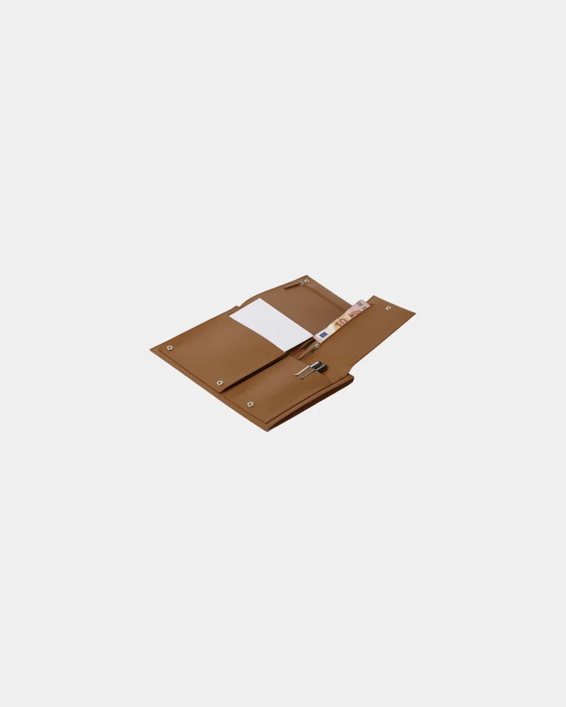 Funda portátil cuero reciclado Lexon Flat para personalizar