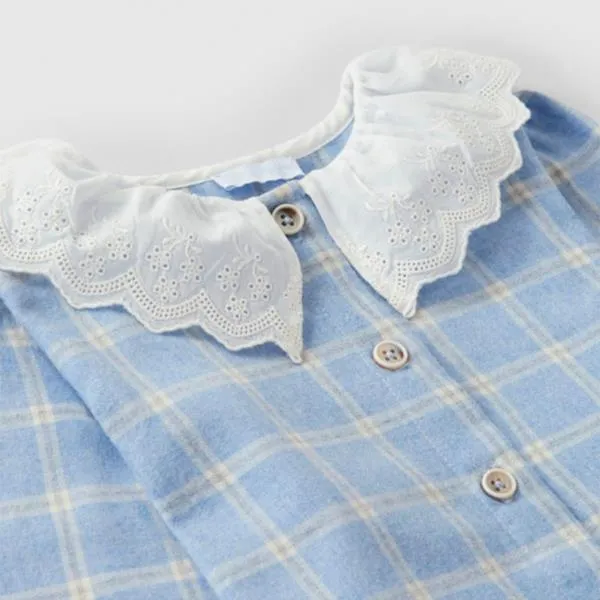 Blusa Azul A Cuadros Con Cuello Bordado Inglés Azul Medio Laranjinha