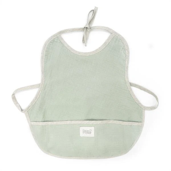 Maxi Babero Sin Mangas Sage Powder 100% Algodón Orgánico Babyshower