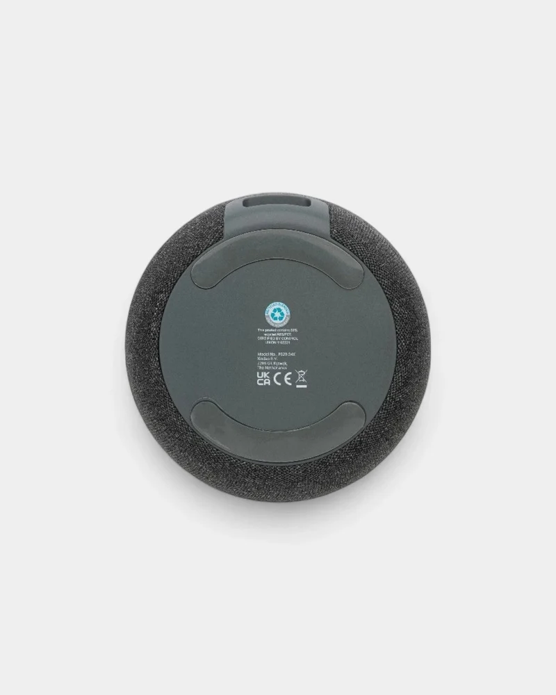 Altavoz de 5 W de plástico reciclado RCS y bambú personalizable