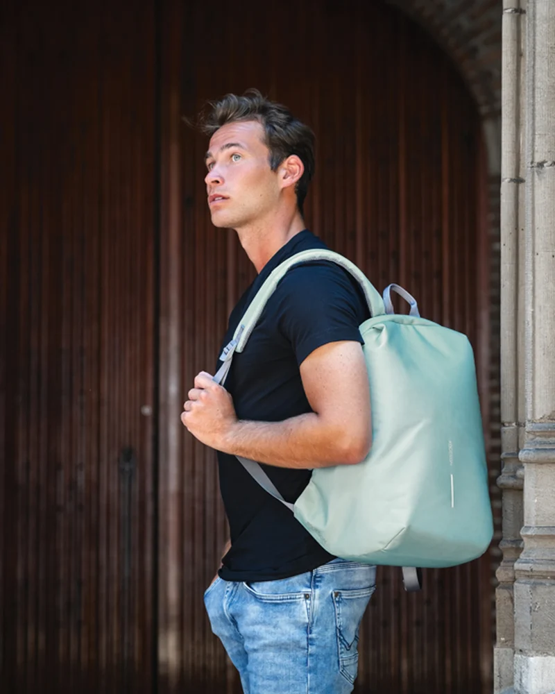Mochila antirrobo reciclada RPET 16L para personalizar