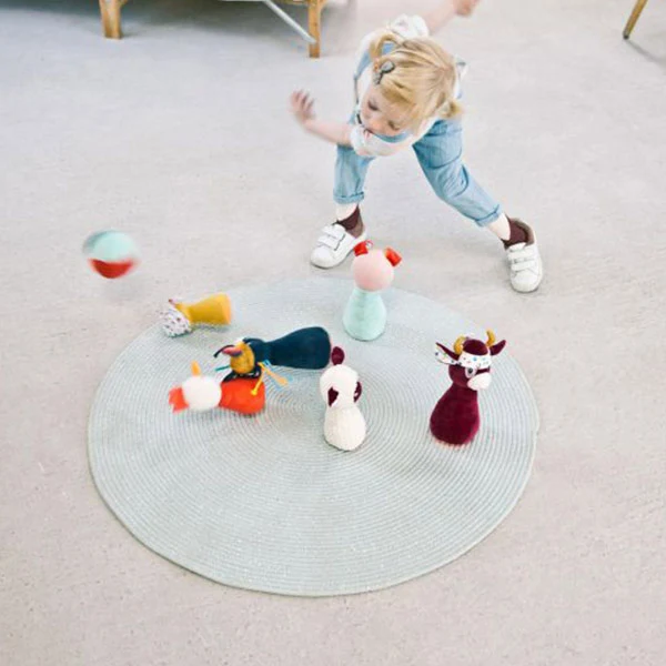 Juego De Bolos De La Granja Lilliputiens